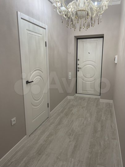 3-к. квартира, 80 м², 2/4 эт.