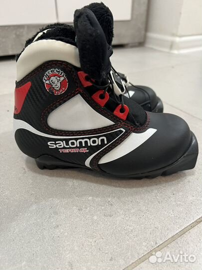 Лыжные ботинки детские salomon 27р