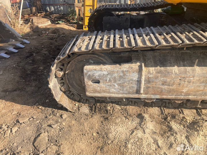 Гусеничный экскаватор JCB JS 330 LC, 2012