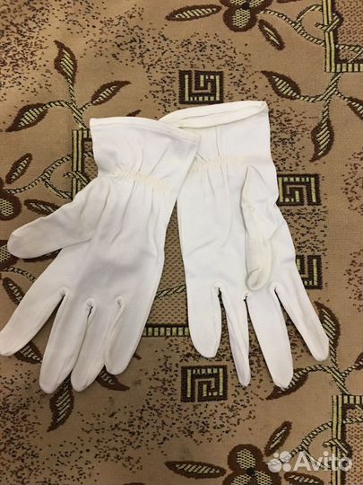 Перчатки парадные