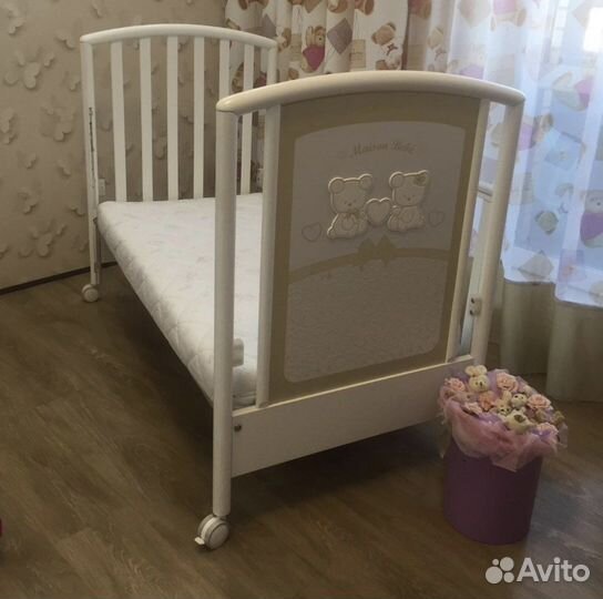 Детская кроватка