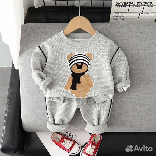 Детский костюм (кофта + штаны)