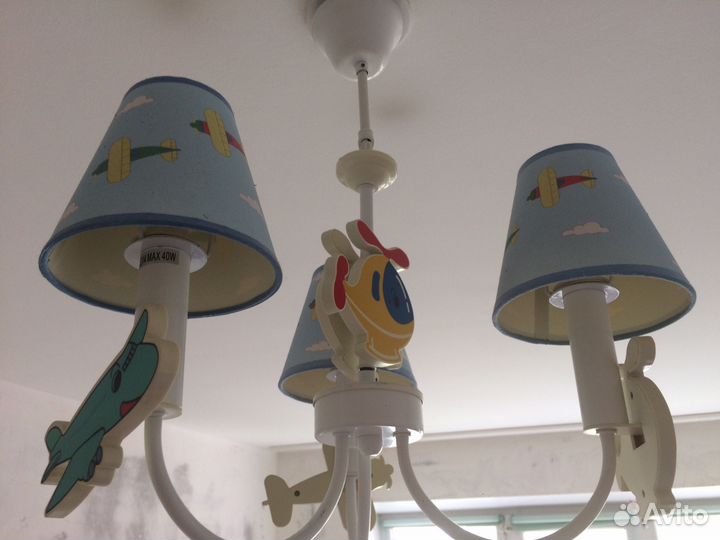 Продам детскую люстру