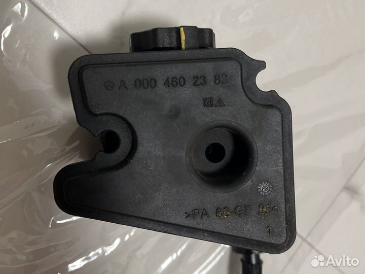 Бачок гидроусилителя руля Mercedes E350 W211 2005