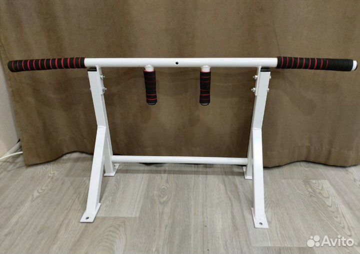 Турник (Турник настенный 1в1)