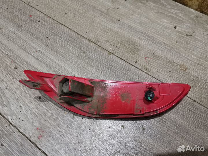 Отражатель заднего бампера на Solaris 1(седан)