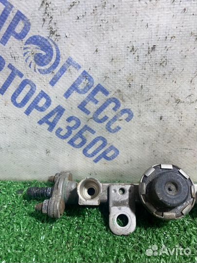 Топливная рампа Hyundai Santa Fe кроссовер 2.4