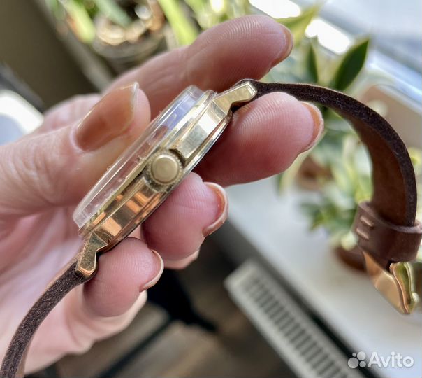 Часы СССР Восток золотой корпус хорошие нечастые