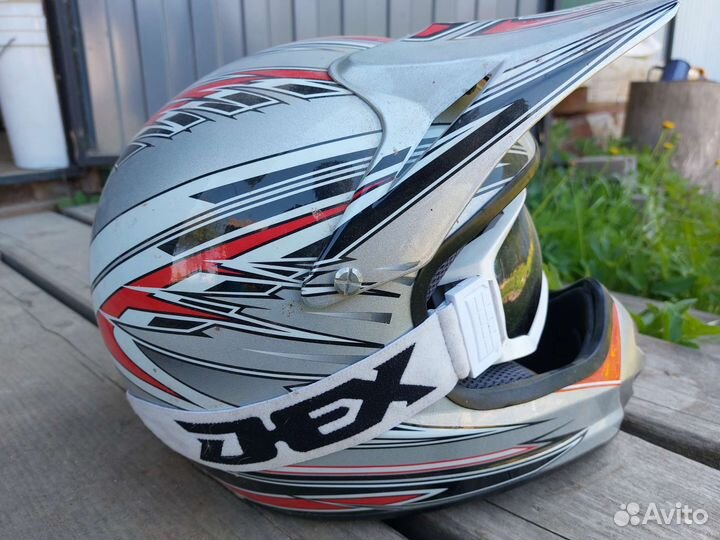 Кроссовый шлем с очками