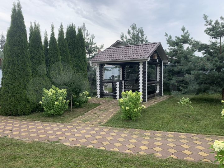 Дом 240 м² на участке 10,8 сот.