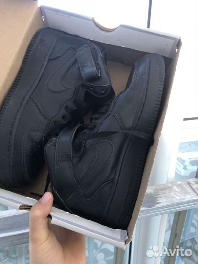 Nike air force 1 black high