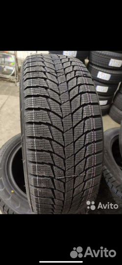 Triangle PL01 255/55 R20 110R