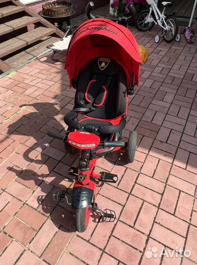 Велосипед трехколесный lamborghini