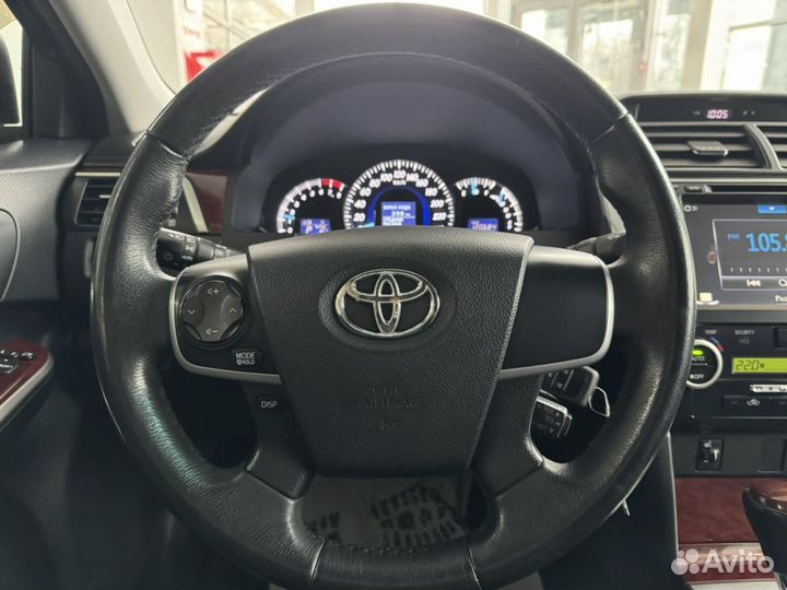 Toyota Camry 2.5 AT, 2011, 120 615 км