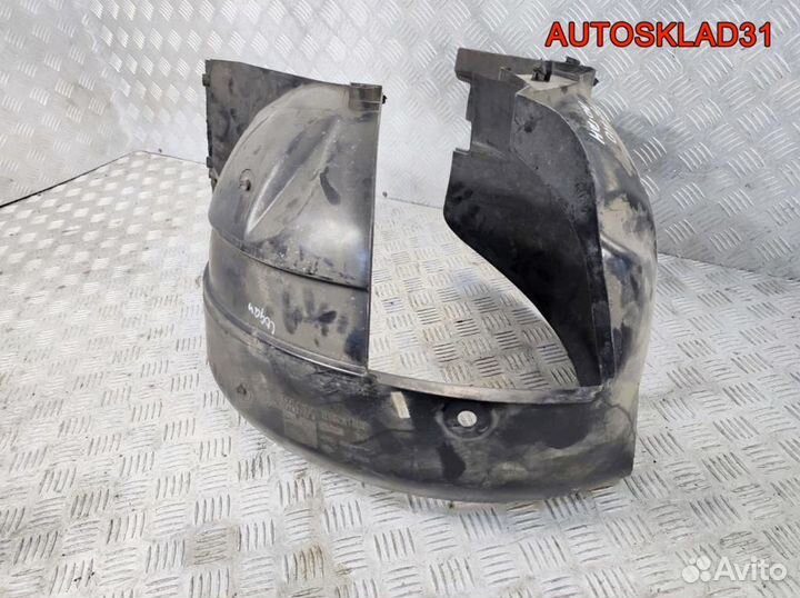 Локер передний правый Renault Logan 638402115R