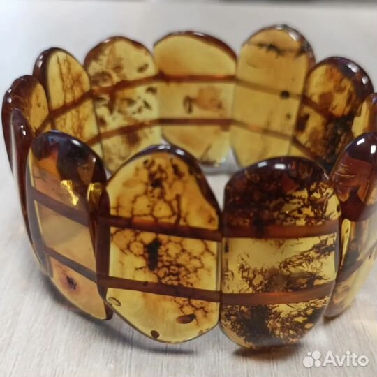 Янтарный браслет