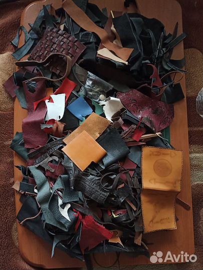 Кожа обрезки для рукоделия, творчества,мозаики