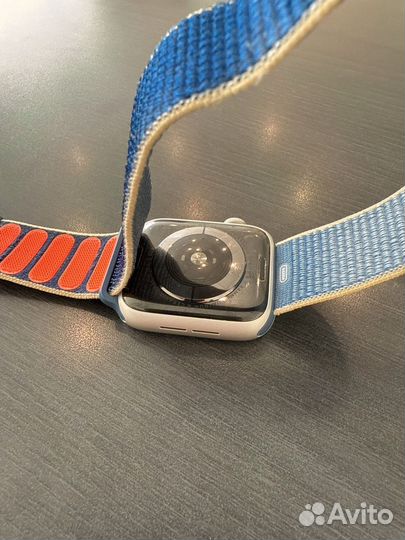 Часы apple watch 4