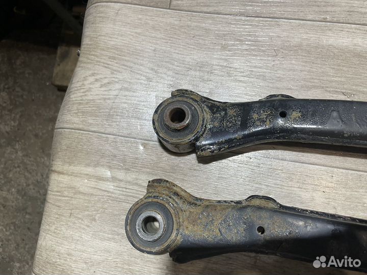 Рычаг задний поперечный Kia Sportage 3 SL