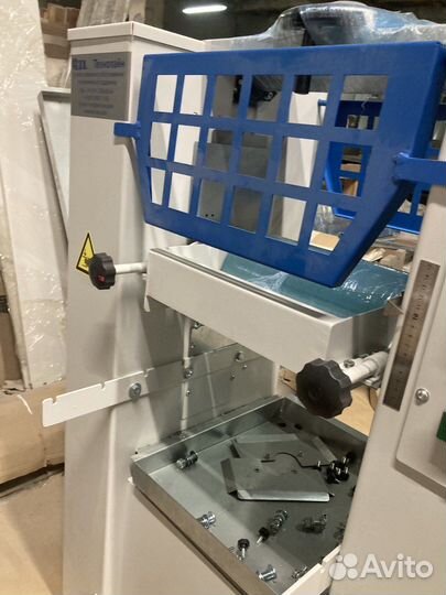 Клеенаносящий 2-х сторонний станок (клеемаз) 600