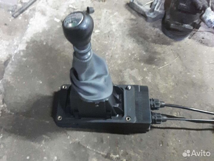 Кулиса МКПП Рено Дастер