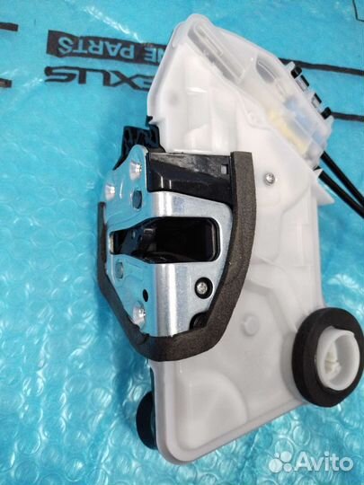 Замок Лексус рх 4 передней правой двери Оригинал