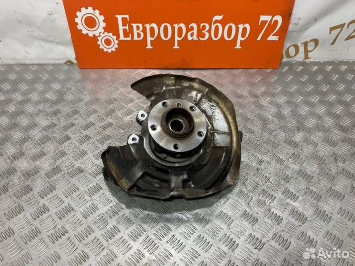 Кулак поворотный задний правый Bmw 5-Series F10