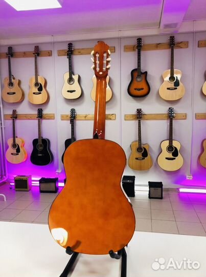 Гитара классическая 4/4 (для обучения)