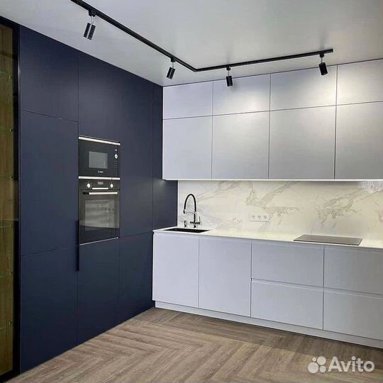 Кухня в потолок на заказ