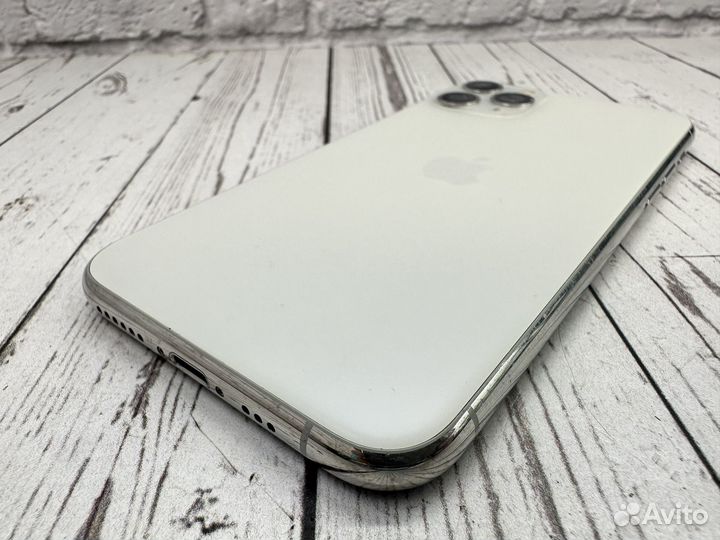 iPhone 11 Pro, 64 ГБ