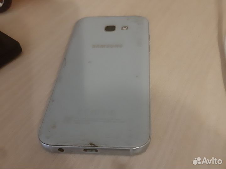 Samsung Galaxy A5 (2017) SM-A520F/DS, 3/64 ГБ