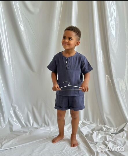 Муслиновый костюм для мальчика 98