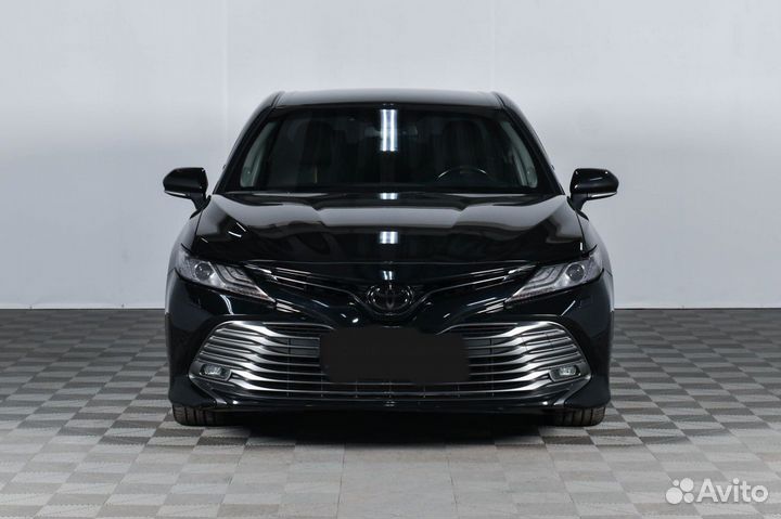 Toyota Camry 2.5 AT, 2019, 70 000 км