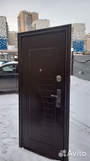 Дверь входная для дома дачи гаража