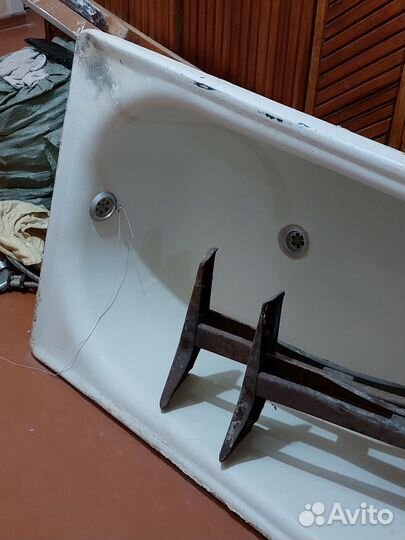 Ванная металлическая