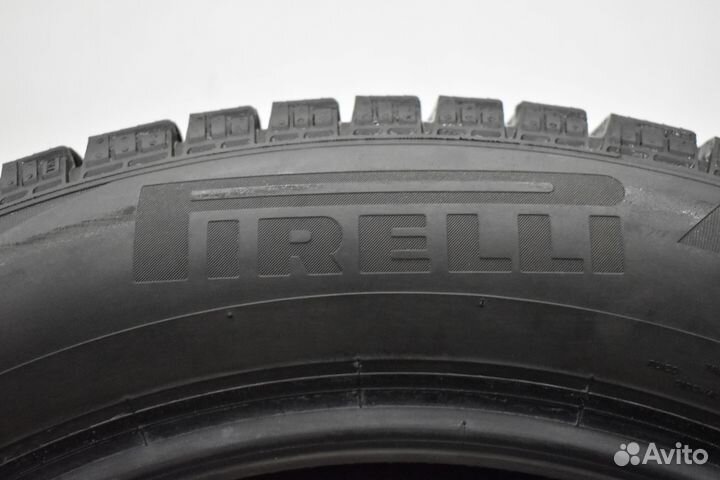 Pirelli Ice Zero FR 235/55 R19 105H