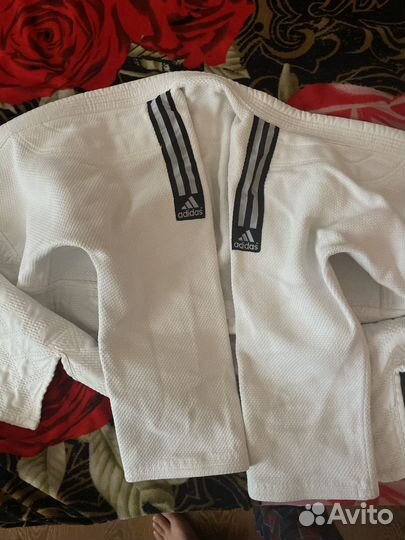 Кимоно для дзюдо adidas