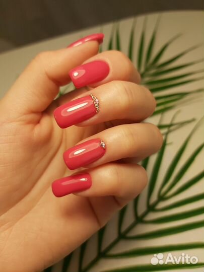 Маникюр с покрытием гель-лак