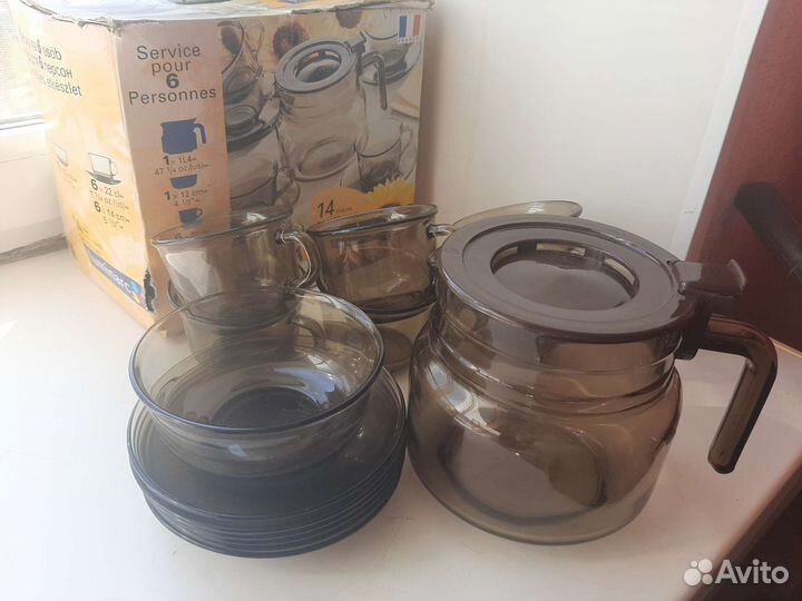 Чайный сервиз на 6 персон