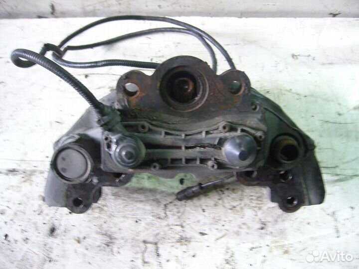 Суппорт тормозной правый actros MP2