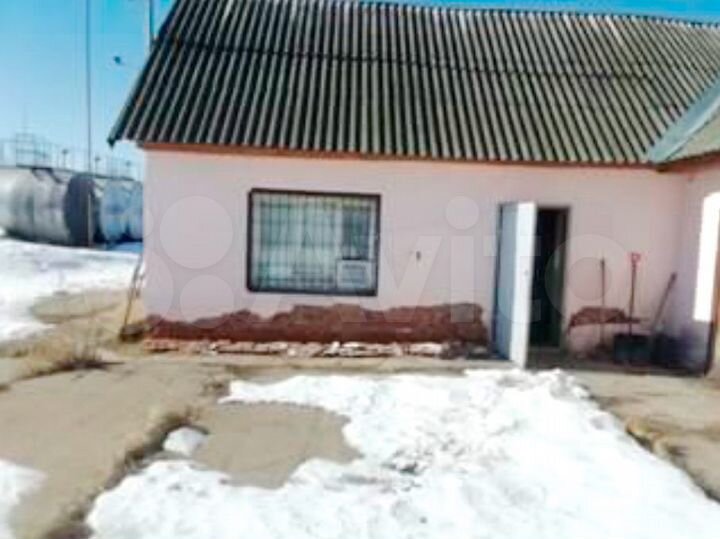 Нефтебаза, 329.5 м² + Участок 6803 м²