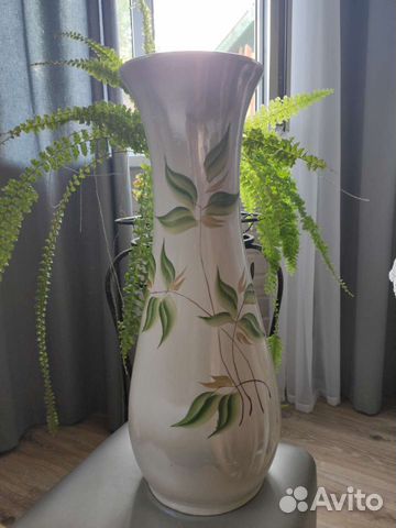 Керамическая напольная ваза