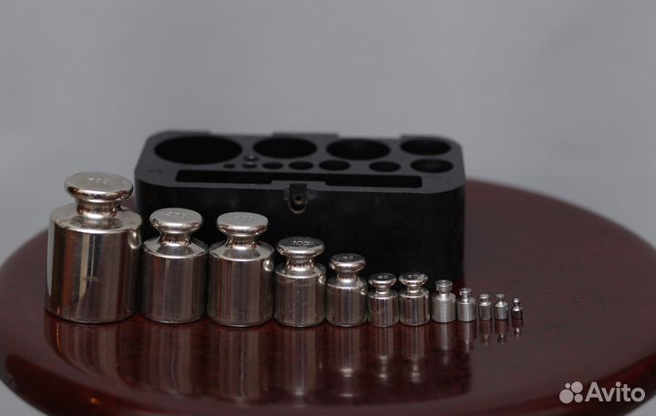 Набор гирек Россия 13 штук от 1г до 500г