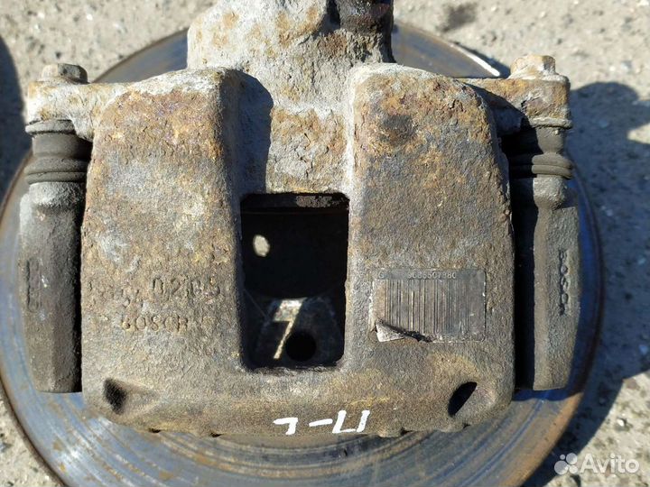 Суппорт тормозной peugeot 307 2006 год 2л ат