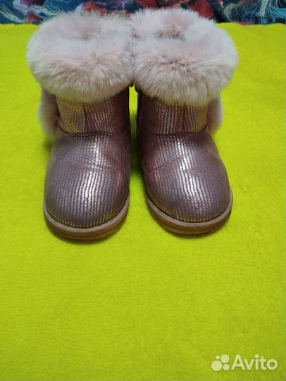 Зимние сапоги на девочку, размер 24 зима