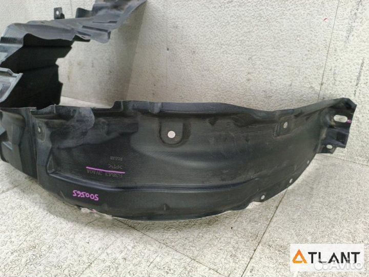 Подкрылок передний левый nissan note