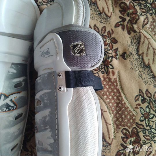 Хоккейные наколенники Reebok