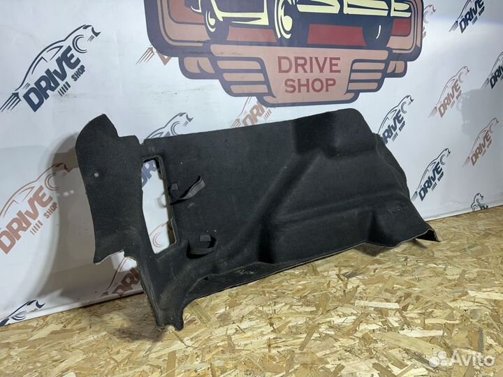 Обшивка багажника левая Ford Mondeo 4