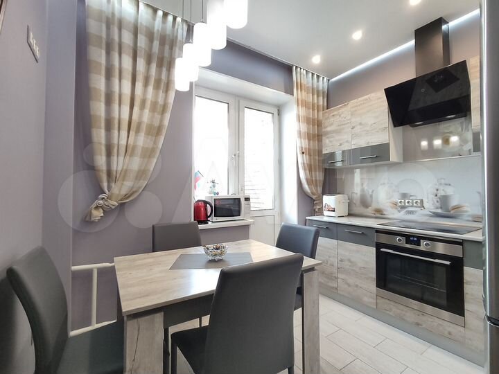 1-к. квартира, 35 м², 8/17 эт.