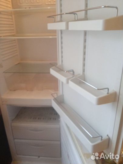 Холодильник 